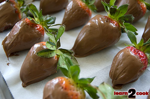 Chocolate-Covered-Strawberries5
