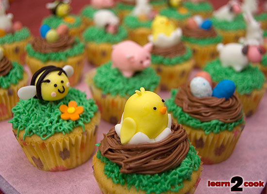 Fondant Easter Cupcakes