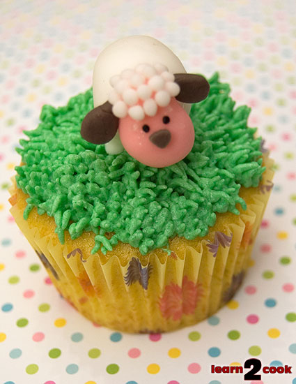 Sheep Cupcake